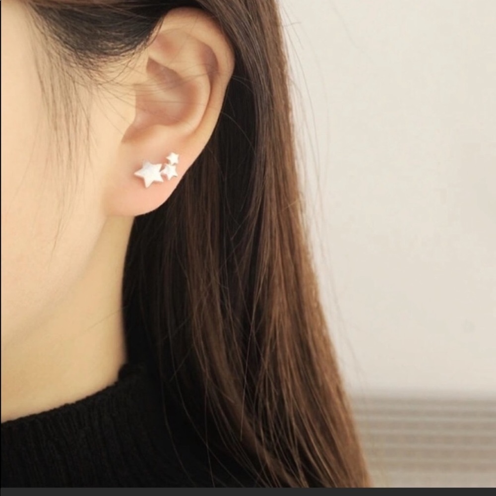 Sterling Silver 925 Star 💫 Earrings - Picture 5 of 5